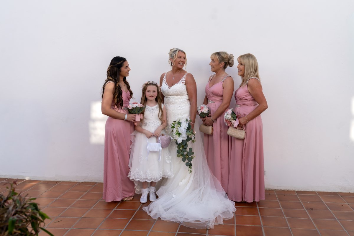 La Lucha Canaria à Gran Canaria : Capturez la tradition et la passion Explorez la tradition de la Lucha Canaria à Gran Canaria à travers nos photos. La passion et l'énergie de ce sport ancestral ressort..