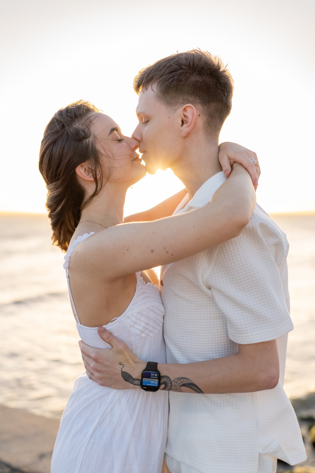 Séances photo de couple à Gran Canaria : Capturez votre histoire d'amour Vivez une expérience unique avec nos séances photo de couple à Gran Canaria. Laissez-nous capturer votre histoire d'amour. Réservez votre séance dès maintenant!